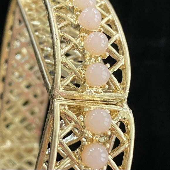 Rare❣️JEWELMINT Karma Bangle Gold-Tone Bracelet w/ Pink Cabochon OS (EUC) - Picture 6 of 11